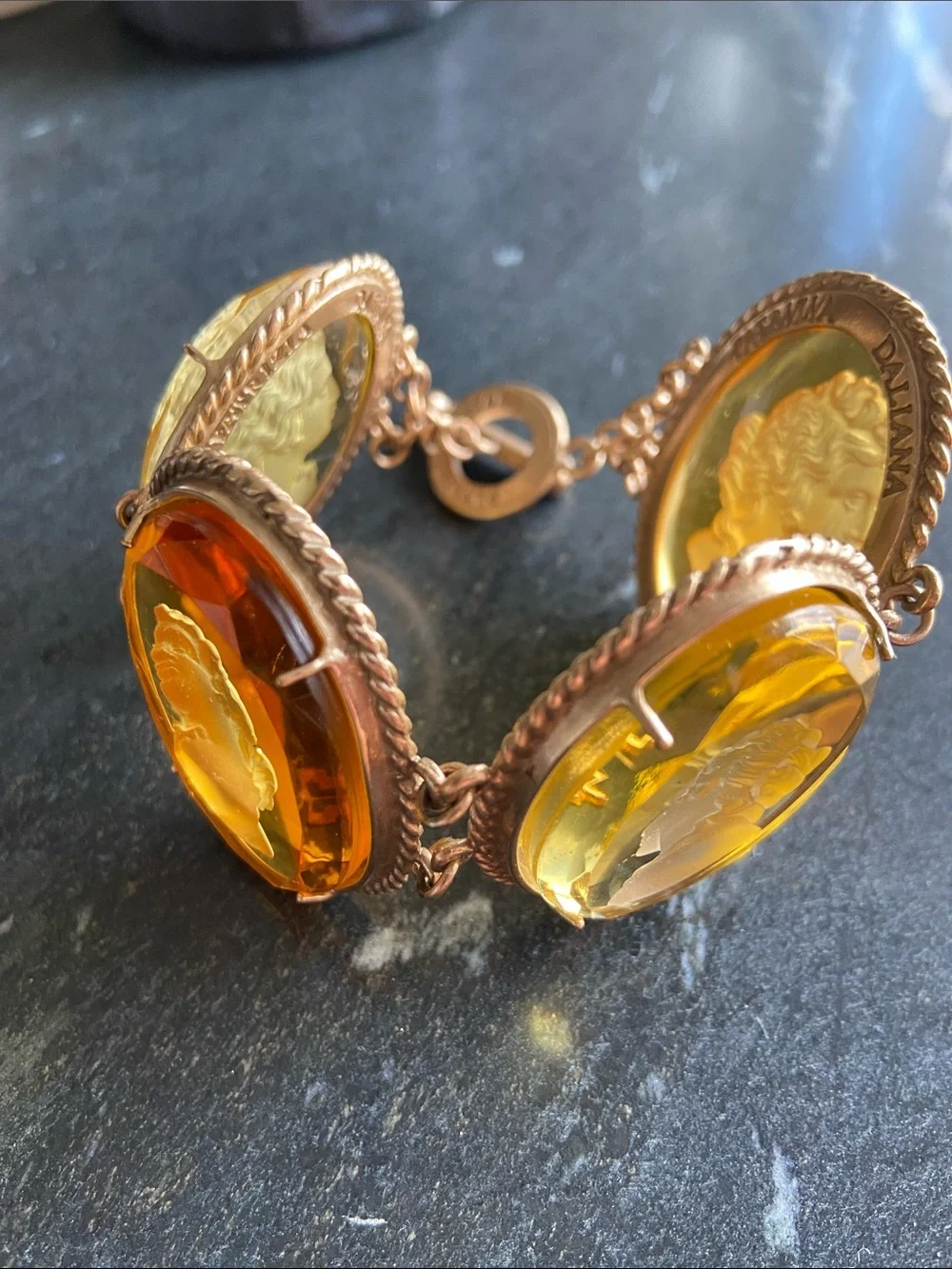 Patrizia Daliana amber Glass Cameo Link Bracelet - Picture 4 of 7